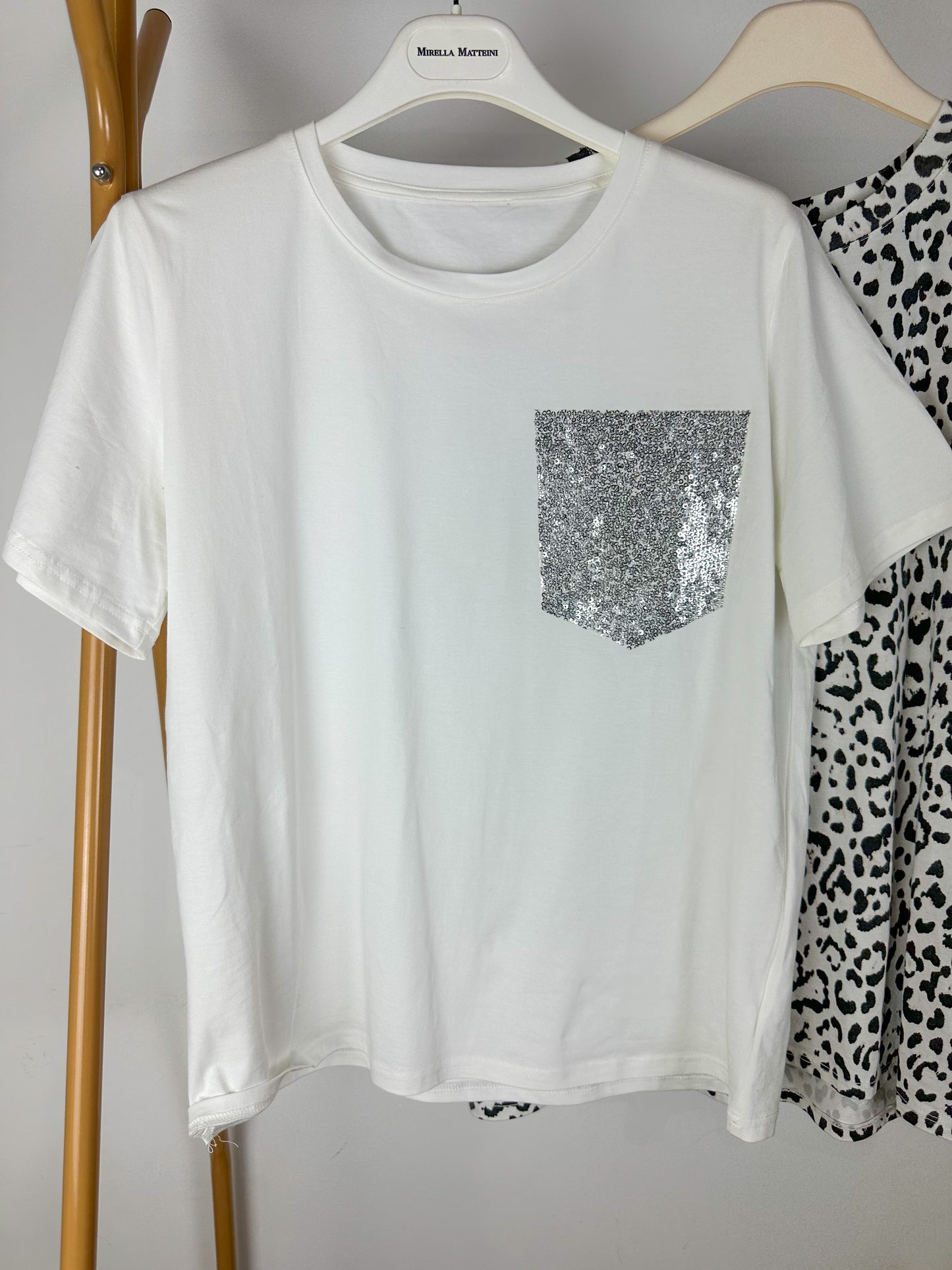 Glimmer Pocket T-shirt