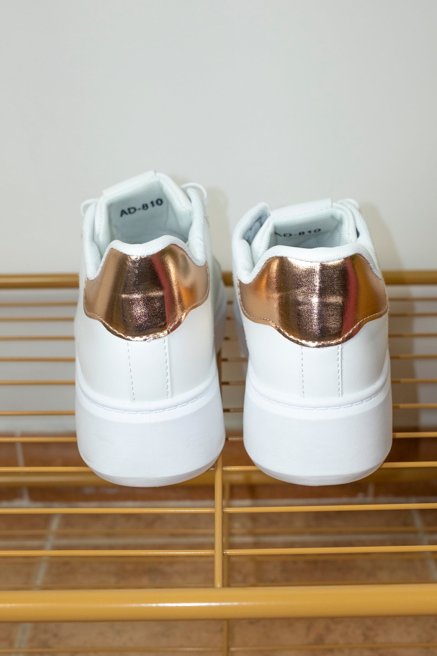 Sneakers Bronzo